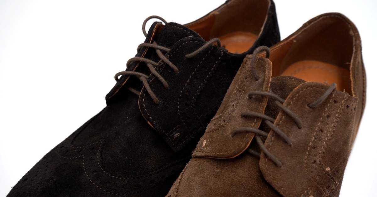 Changing the colour of suede shoes with Suede Dye
