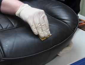 A Quick Guide to Remove Scratches from Leather–